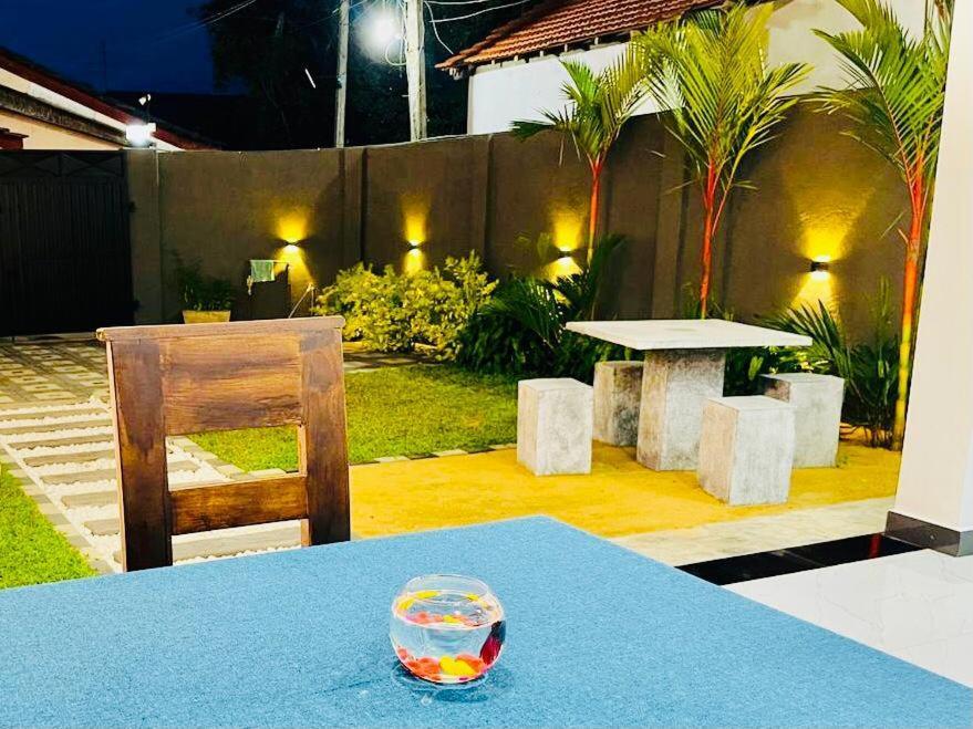 Funwhales Rest House Negombo Exterior foto